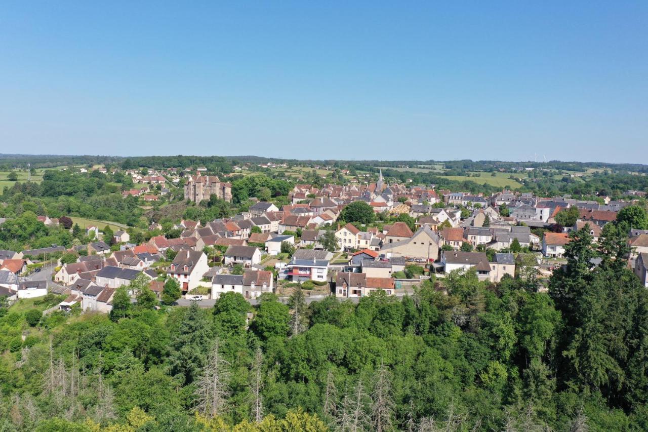 La Chtite Creuse - Chambres D'Hotes - Parking - Abri 2 Roues Boussac  Exterior foto
